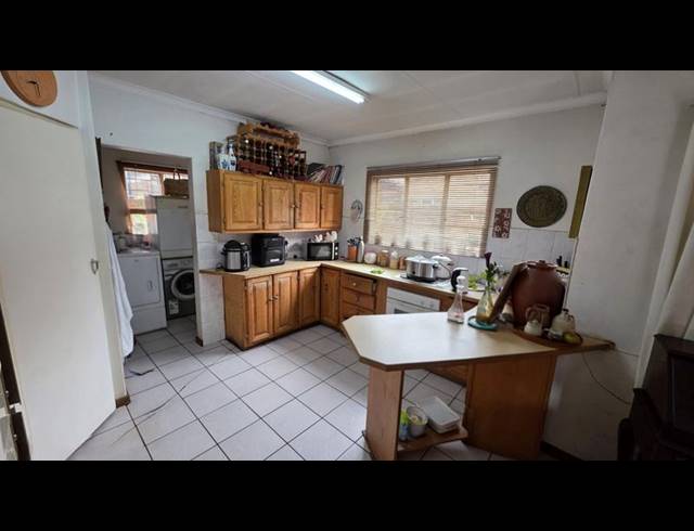 3 BEDROOM HOUSE FOR SALE IN MONTANA PARK